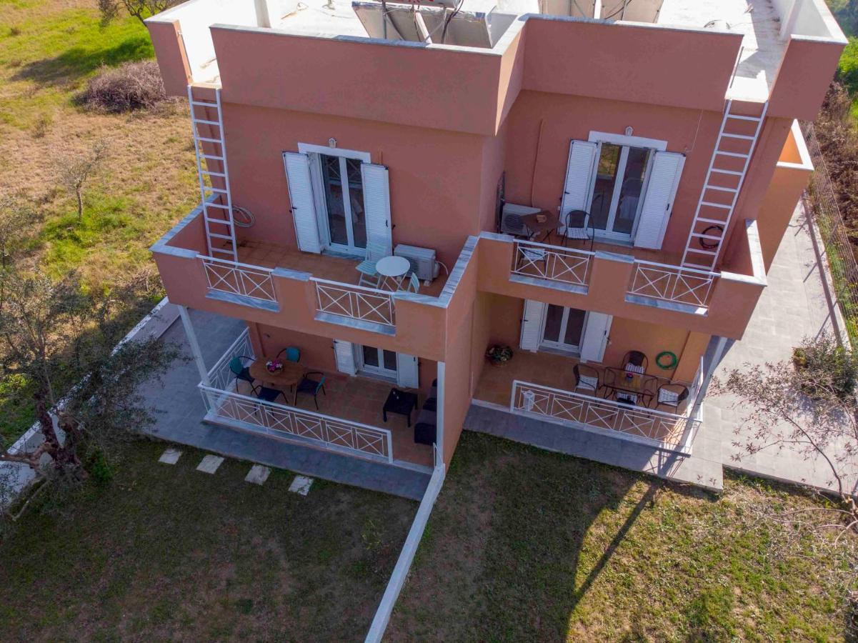 Laconian Collection Mavrovouni Beach House ギシオ エクステリア 写真